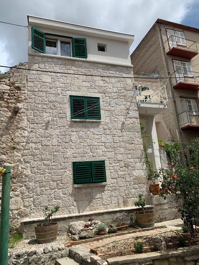 Karmelita'S Place -Studio Sibenik Bagian luar foto
