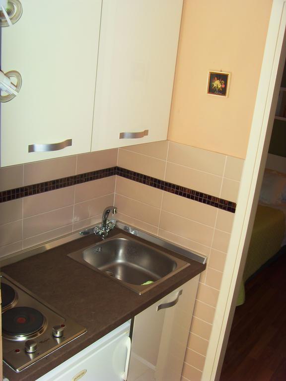 Karmelita'S Place -Studio Sibenik Ruang foto
